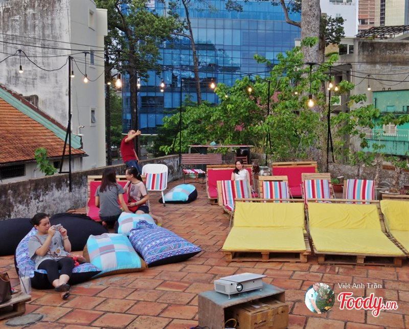HCM) Những quán cafe vừa nằm vừa uống ở Sài Gòn | Bài viết | Foody.vn