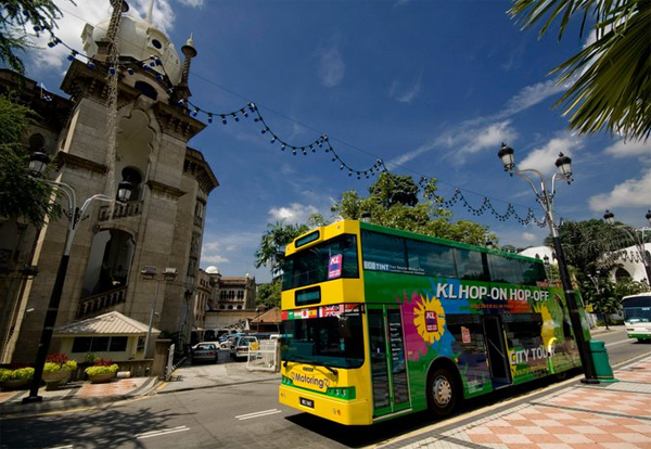Vòng quanh Sài Gòn với xe buýt 2 tầng mui trần - Hop on Hop Off | Bài ...