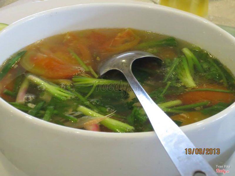 Canh cá nấu ngót