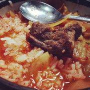 Cơm và lẩu Kimchi + thịt heo nướng!