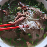 Phở tái nạm 40k