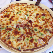 Pizza hải sản size bự