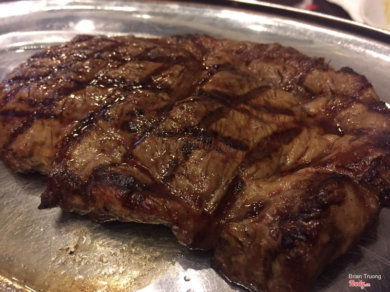 Wagyu steak A4, BMS6 (medium rare)