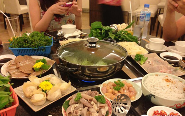 Yeebo Di Bửu - Seafood, Hot Pot & Dimsum - Lê Thánh Tôn