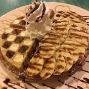 Combo waffle phô mai chuối