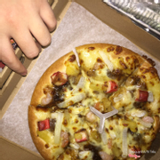 Pizza hải sản cay cỡ vừa