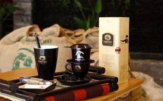 Trung Nguyên Coffee - Hoàng Đạo Thúy