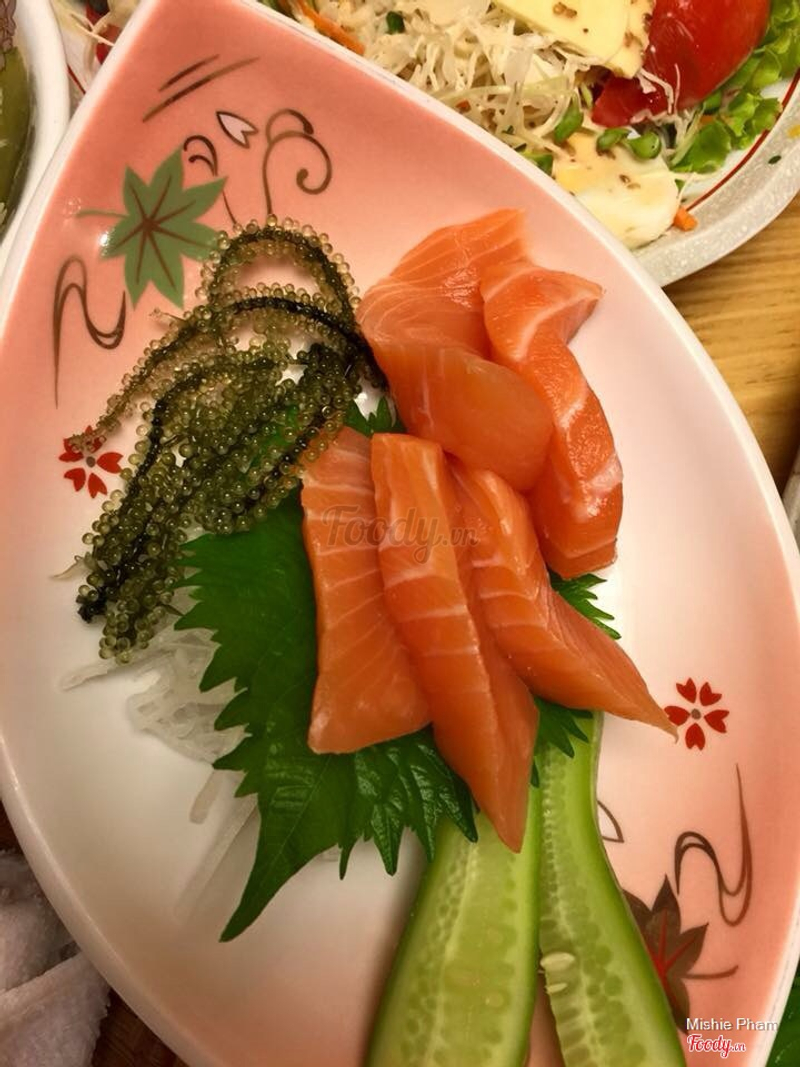 Sake sashimi