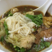 Hủ tiếu sườn kho
