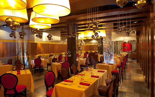 Xu Restaurant Lounge