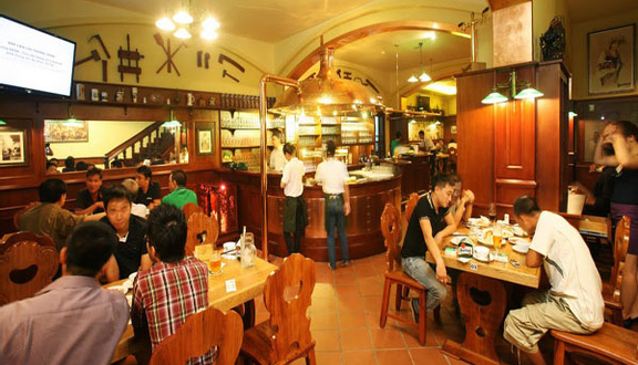 Hoa Viên Brauhaus - Nguyễn Biểu