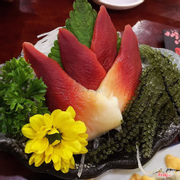 sashimi ốc đỏ