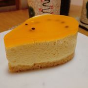 Mango passion cheesecake