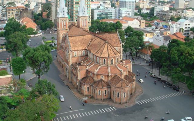 Nhà Thờ Đức Bà - Saigon Notre - Dame Basilica