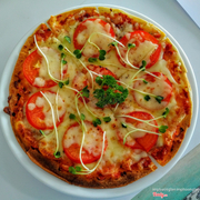 Cafe_De_La_Poste_pizza_ca_chua