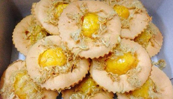 Bánh Bông Lan Trứng Muối Phô Mai Chà Bông