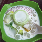 Kem Sữa Chua Ông Già Tóc Bạc  Hanoi