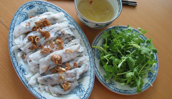 Bánh Cuốn Nóng & Gà Tần - Hoàng Cầu