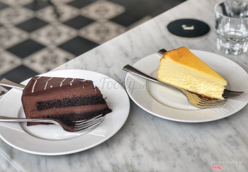 Double Chocolate Cake & Cheesecake