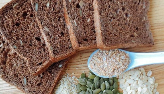 Healthy Bread - Bánh Mì Đen - Nguyễn Phúc Lai