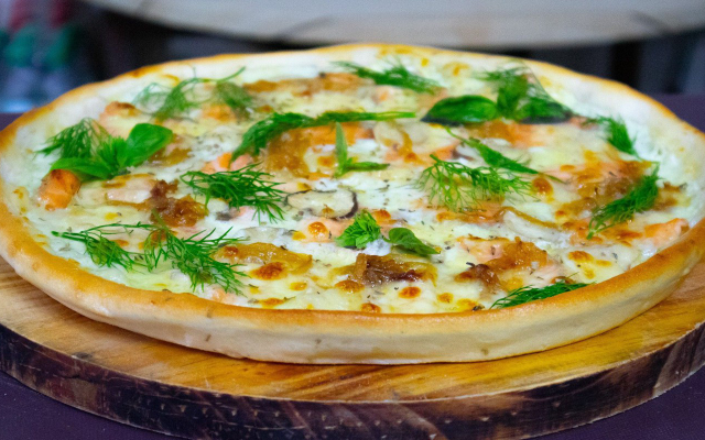 YURA'S KITCHEN - Pizza - Hẻm 91 Hoàng Diệu