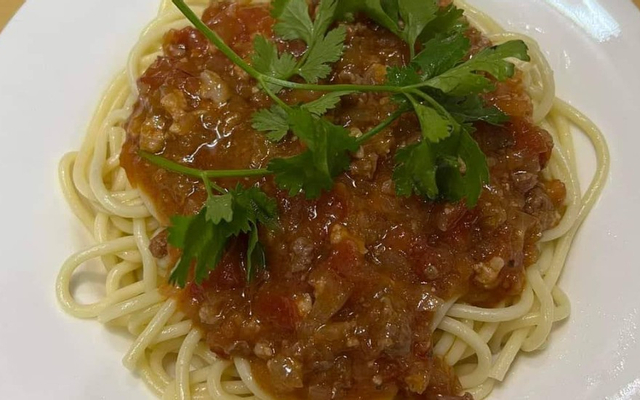 Spaghetti Huỳnh Nga - Võ Thành Trang
