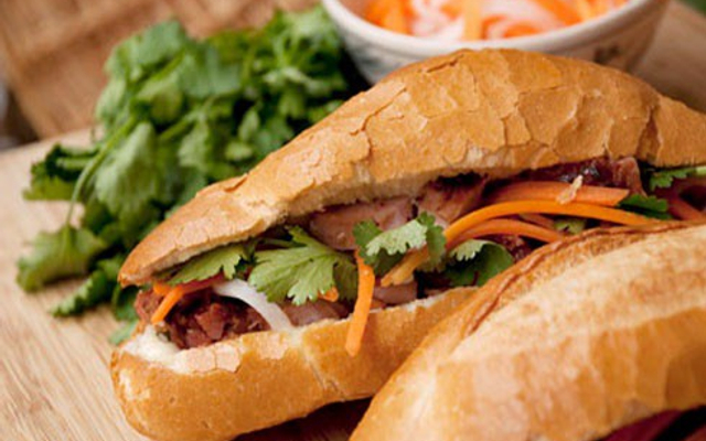 ChanNhun - Bánh Mì, Mì Trộn & Sandwich - Phố Mai Động