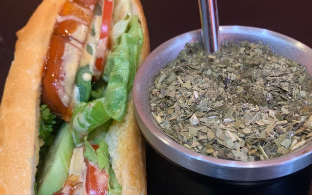 Bánh Mì Nam Mỹ Choripan - Nguyễn Lương Bằng