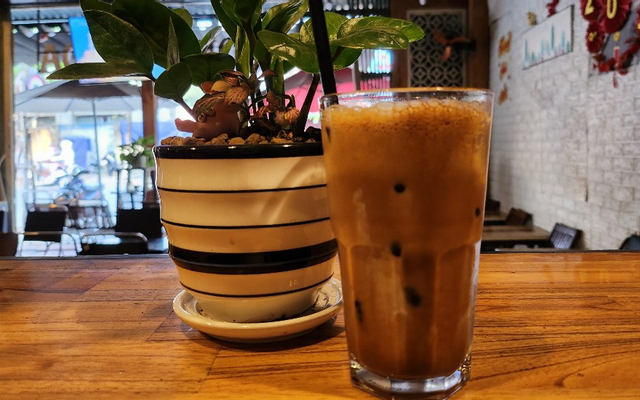 Cafe Sài Gòn Đá 43 - Cafe Và Nước Uống Giải Khát - 43 Phạm Như Xương