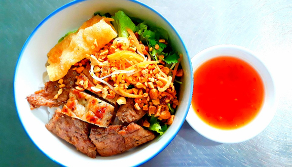 Quán Quy Nhơn - Bún Thịt Nướng & Chả Cuốn - Vĩnh Phú 41