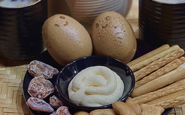 Konnifood - Bánh Đồng Xu & Bánh Trứng - 248 Hoàng Diệu