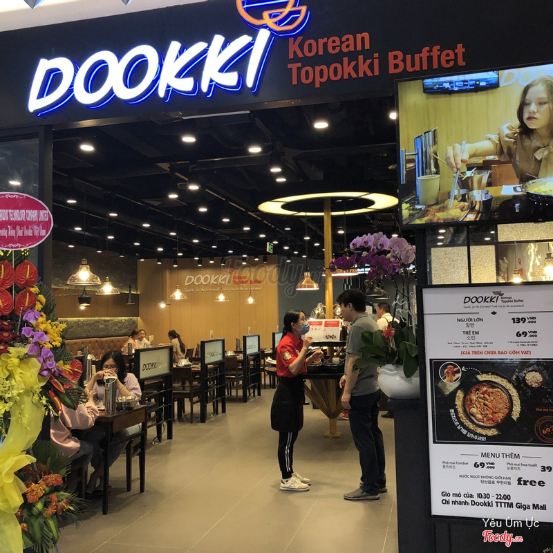 Dookki Việt Nam Lẩu & Buffet Tokpokki Giga Mall Thủ