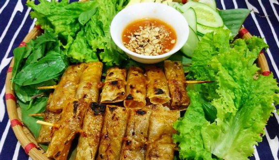 Cô Lan - Chả Lụi, Bò Lá Lốt & Xôi Gà - Cửu Long