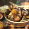 Có những món ốc hải sản nào là đặc sản địa phương của Hà Nội?
