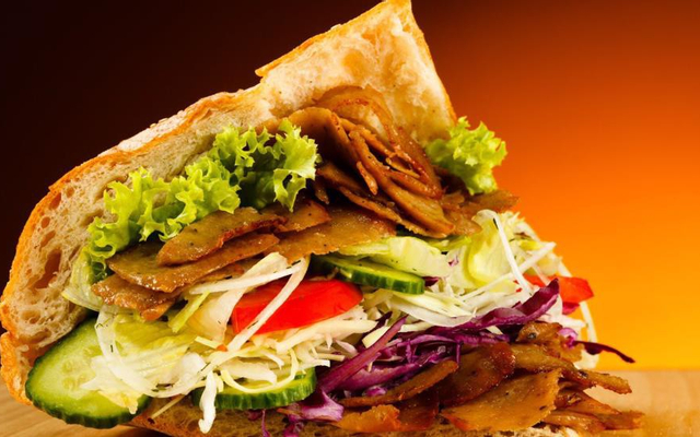 Bánh Mì Việt - Bánh Mì Doner Kebab - Tôn Thất Tùng