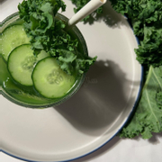 Kale Tonic- Nước &#233;p cải xoăn, dưa leo, chanh, t&#225;o xanh.