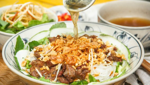 Bún Bò Dấm Cô Thúy - 98 Cát Dài