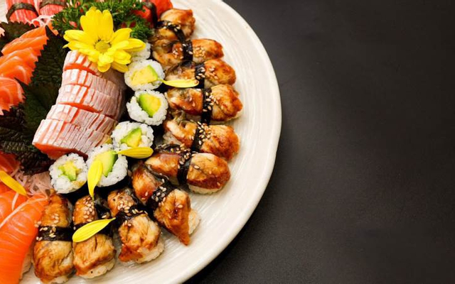 Let's Sushi - Trần Huy Liệu