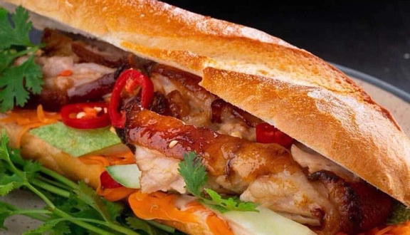 Tiệm Bánh Mì Gánh - Trần Đại Nghĩa