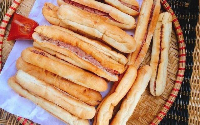 Bánh Mì Que Tứ Hải - Nguyễn Văn Thoại