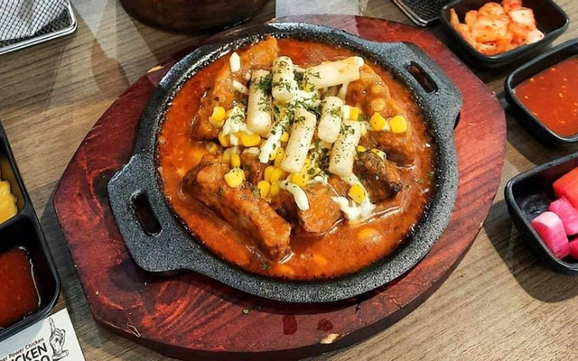 Chicken Sunsoo Vietnam - Hoàng Cầu Mới