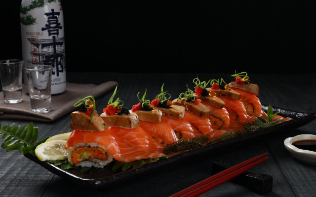 Shinsekai Sushi – Phạm Viết Chánh