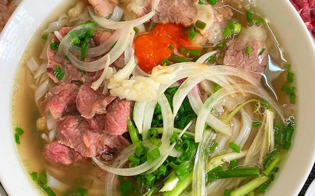 Phở - 136 Trần Tấn