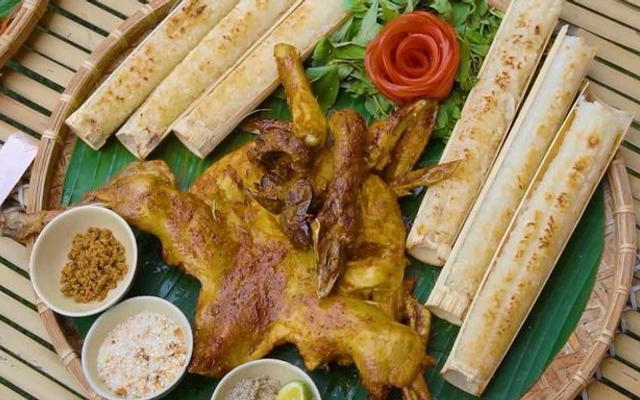 Gà Nướng Cơm Lam - Chicken Bambo