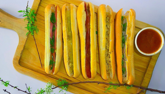 Trang Lú - Bánh Mì Que Cay - Hoàng Văn Thụ