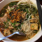 Bún riêu cua đặc biệt: 50k