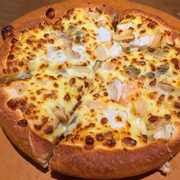 Pizza seafood pesto