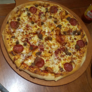 Pizza thịt băm