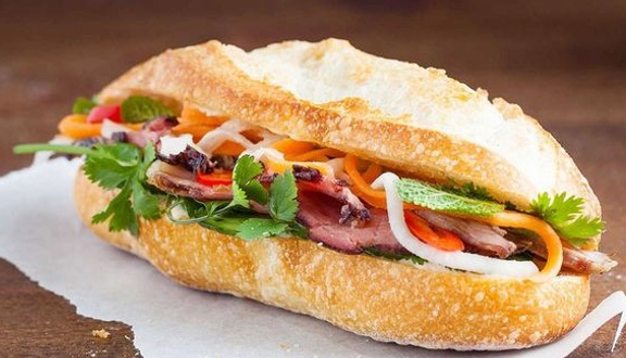 Ty Thủy - Bánh Mì & Xôi Thịt Nướng - Nguyễn Khoa Chiêm