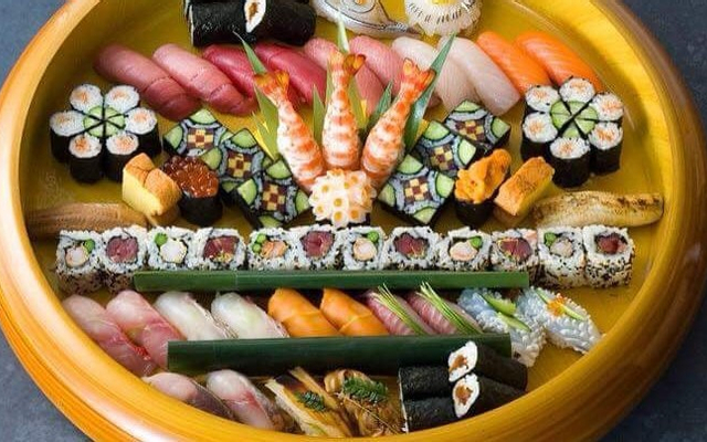 Matsu Sushi -  Cách Mạng Tháng Tám